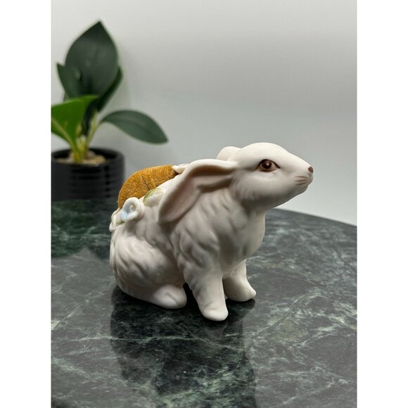 Vintage 1950s Porcelain Pin Cushion White Bunny Rabbit with Applied Flowers - Picture 3 of 11